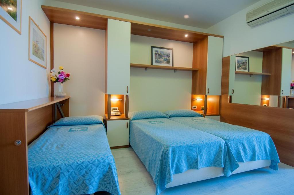 Hotel Ai Pini Grado Room photo